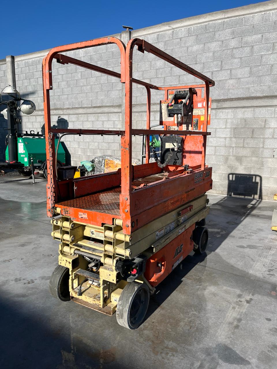 Plataforma 1932RS JLG